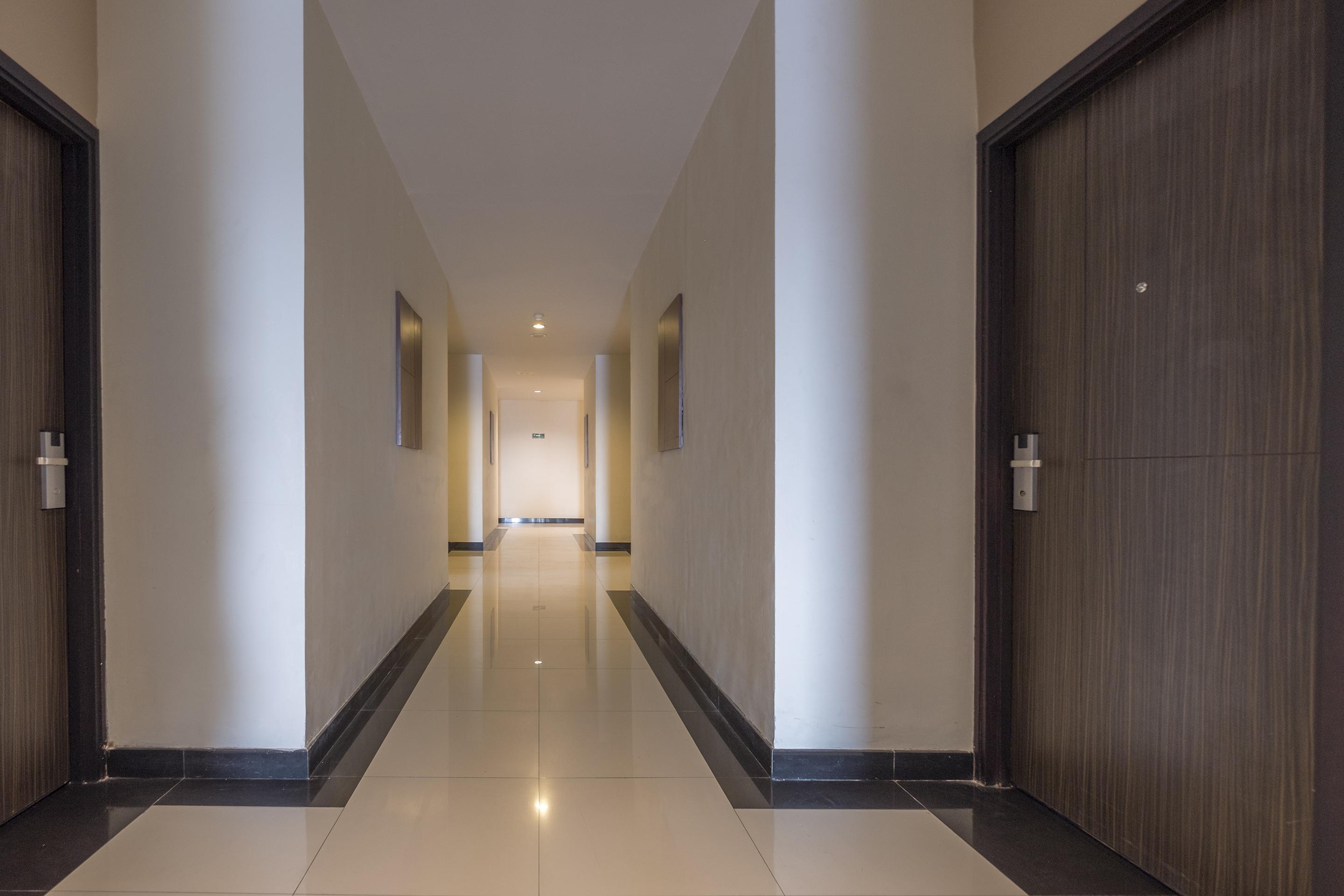 Collection O 1279 Hotel Grand Celino Macasar Exterior foto